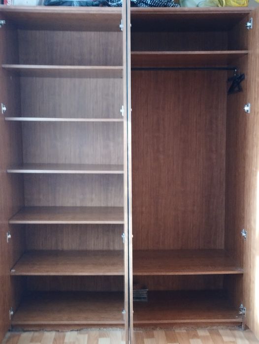 Продам спальный гарнитур