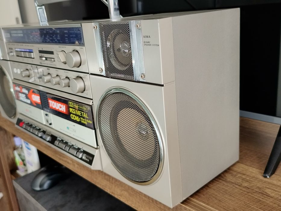 Aiwa ca-w10 радио касетофон