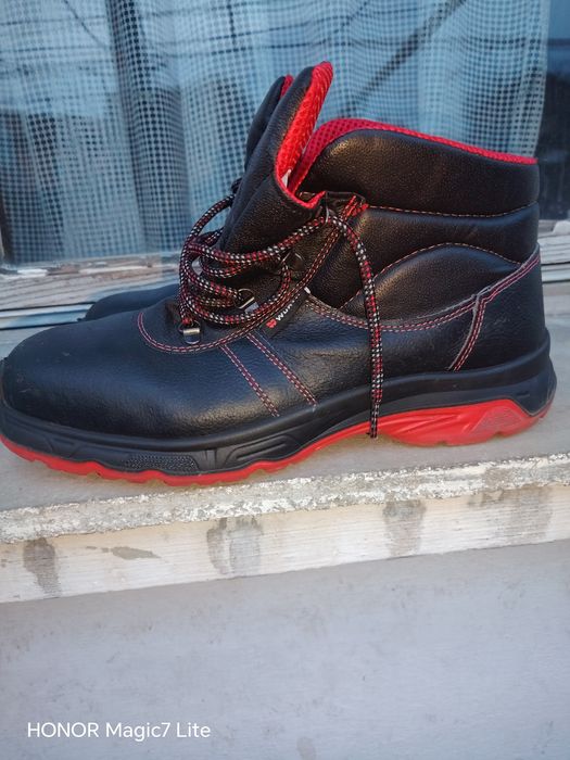 Работни обувки 46 номер