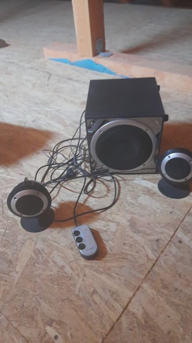 Sistem 2.1 PC deluxe