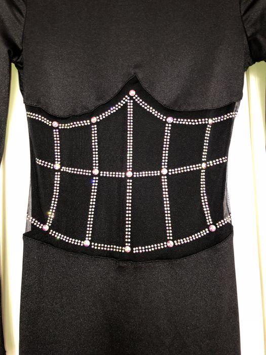 Платье с корсетом из страз