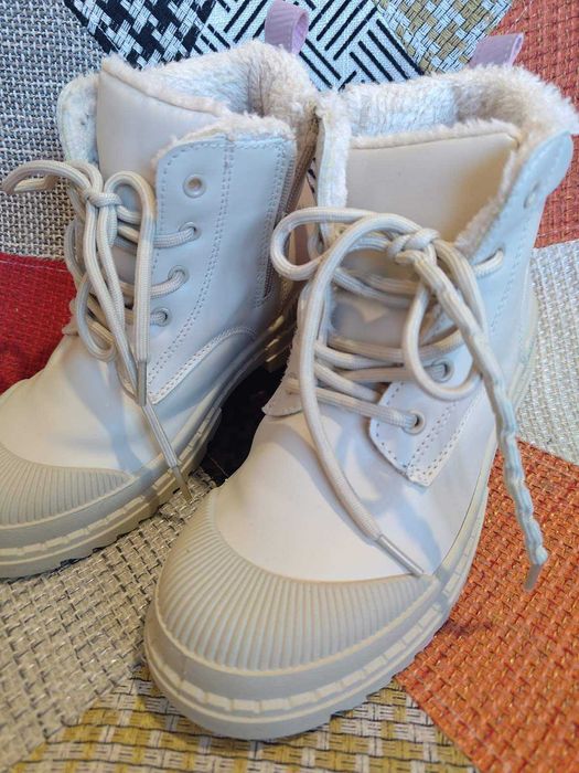 Детски обувки 34 за момиче, ботуши, боти, сникърси, апрески, джапанки