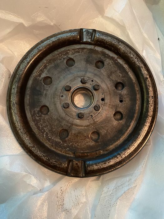 Маховик демпферен 1.9 тди 105 к.с