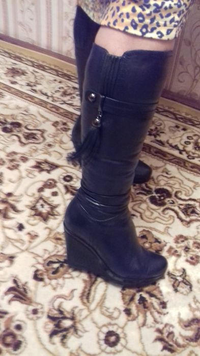 Продам зимние сапоги