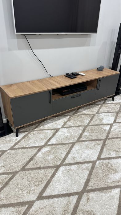 Тумба для телевизора