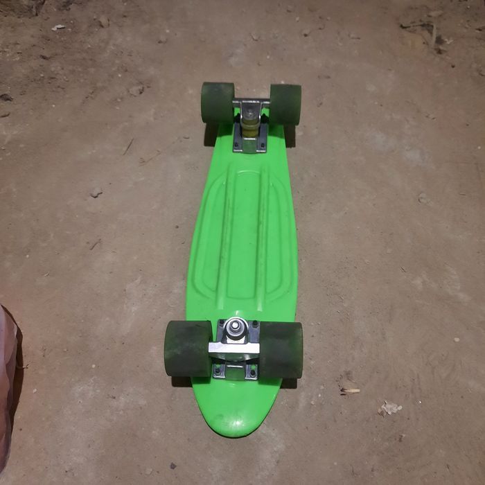 Продаю пйниборд,скейт