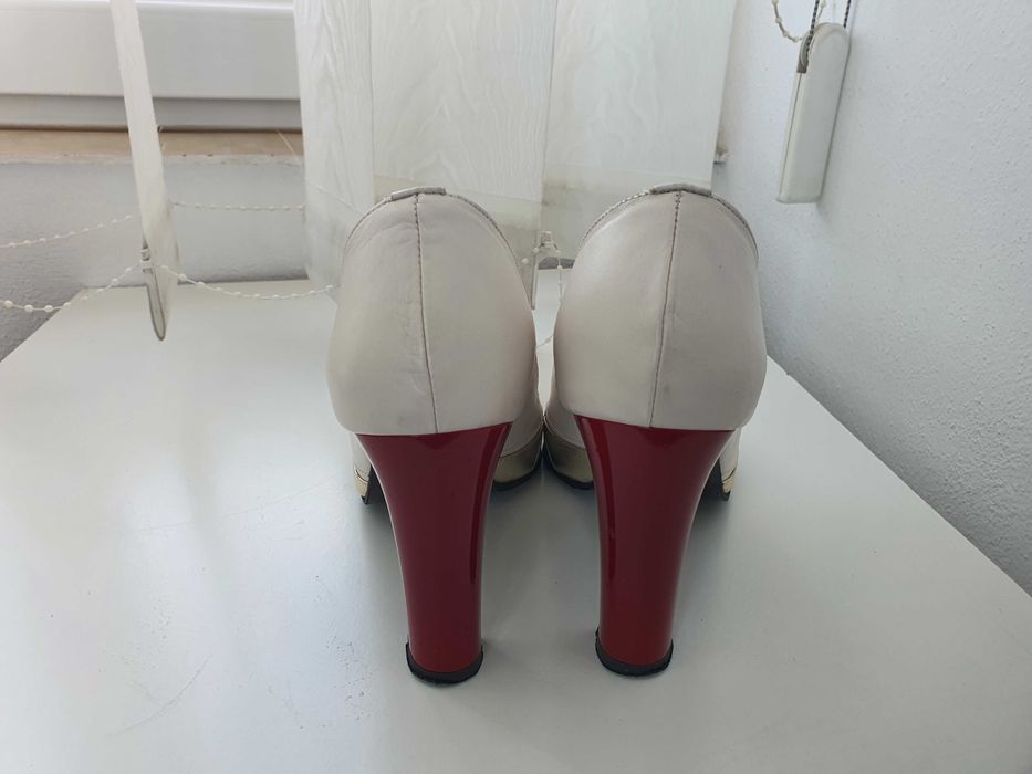 Pantofi din piele naturală