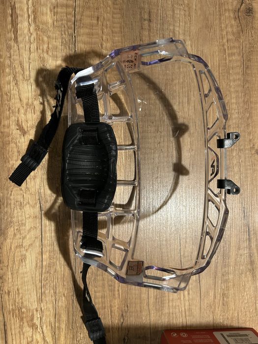 Маска для хоккейного шлема CCM, размер