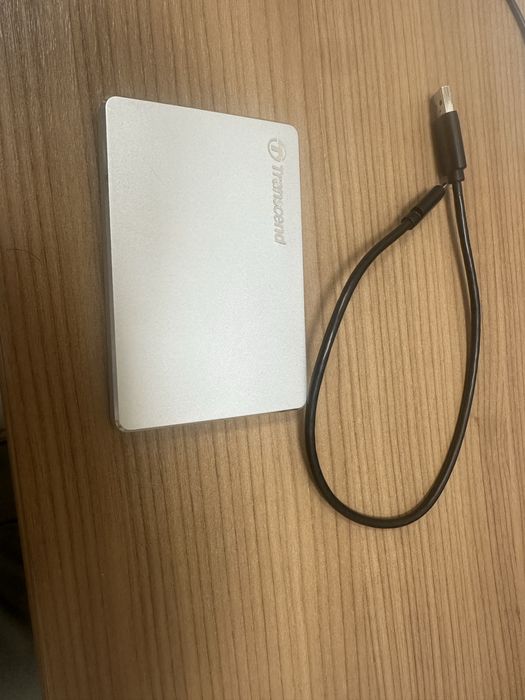 внешний USB жёсткий диск (хард) 320гб