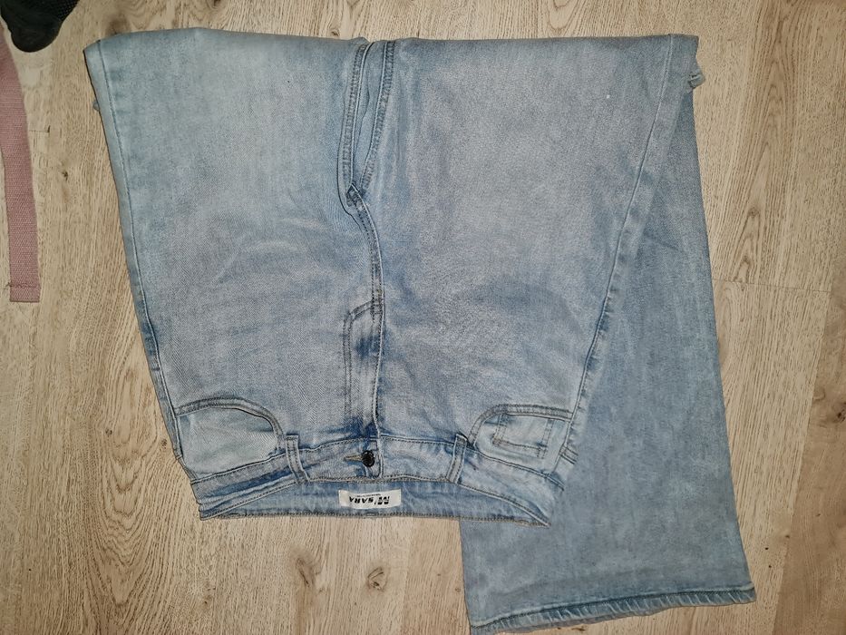 Дамски дънки размер М / L