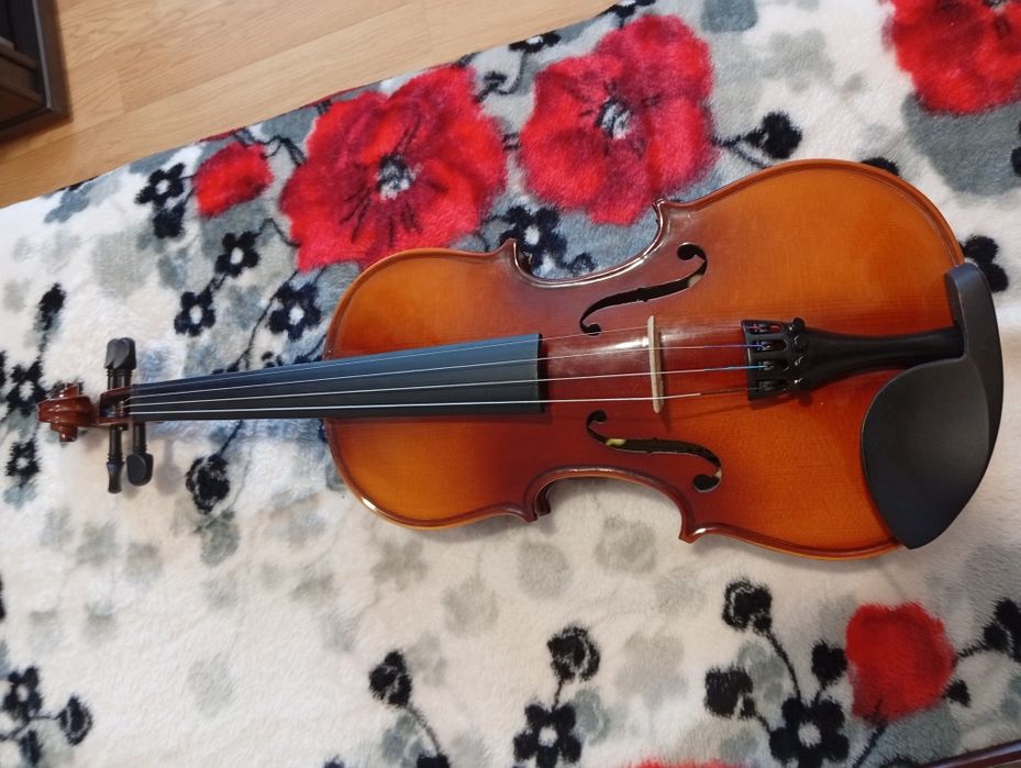 Vând vioara 3/4 elevi