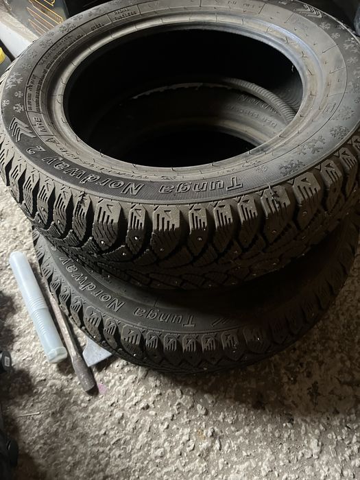 Продам зимнею резину 175/65 R14