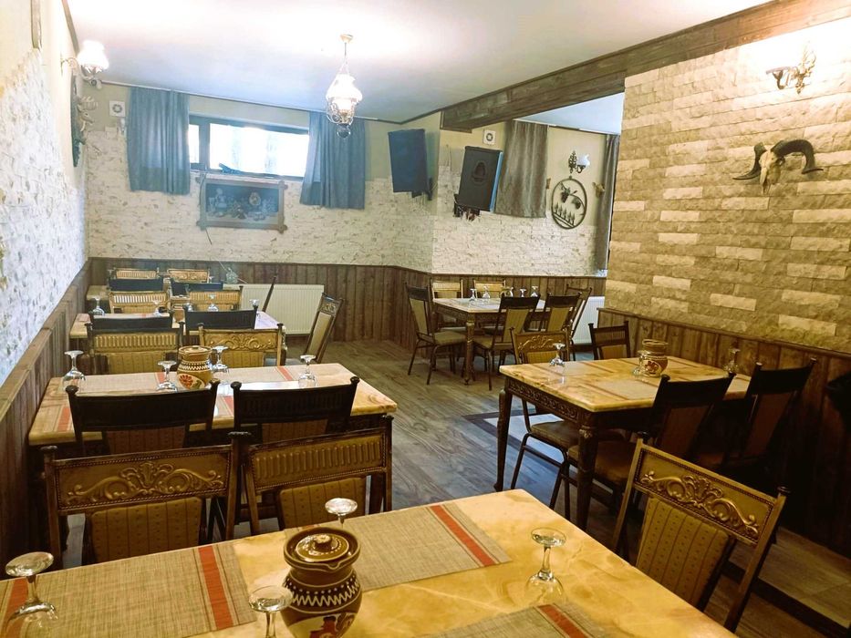 Hotel de vanzare in predeal, aproape de partia clabucet