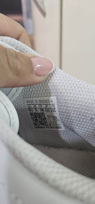 Маратонки Adidas