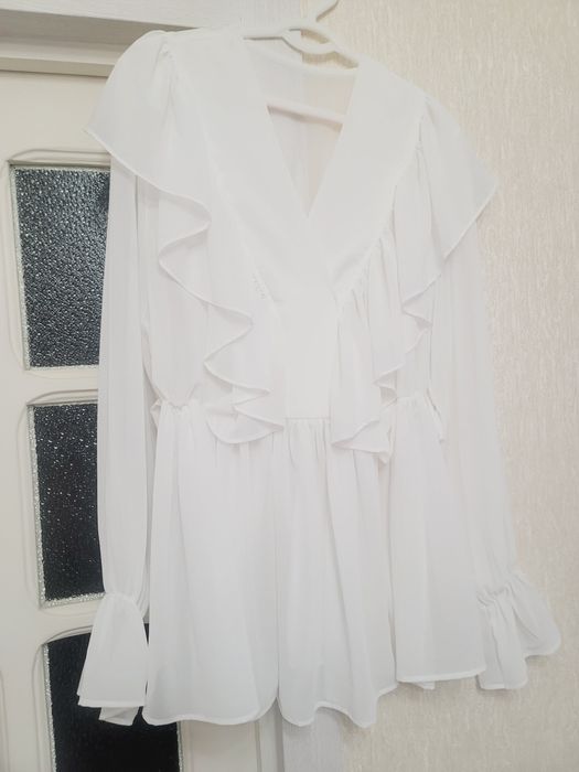 Шифоновая белая кофта