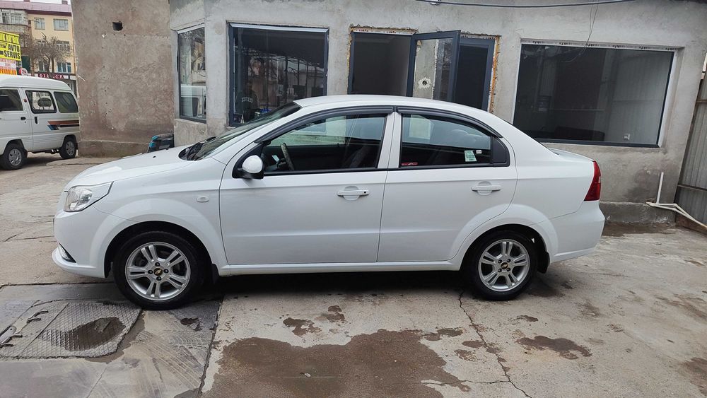 Продается NEXIA 3 автомат 4 позиция