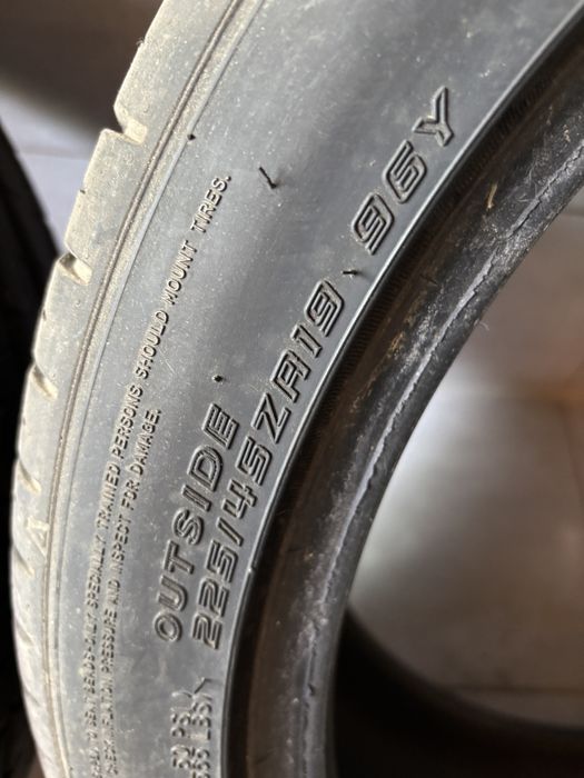 Anvelope de vara Falken 225 45 R19