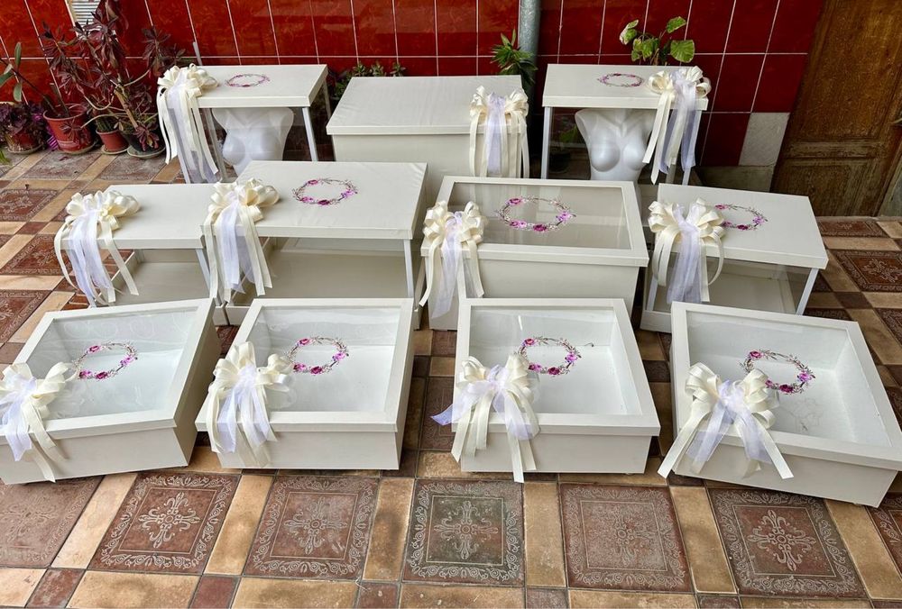 Бешик ва фотихага сарпо қутилари