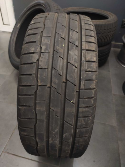 Единични гуми с размер 225 45 17