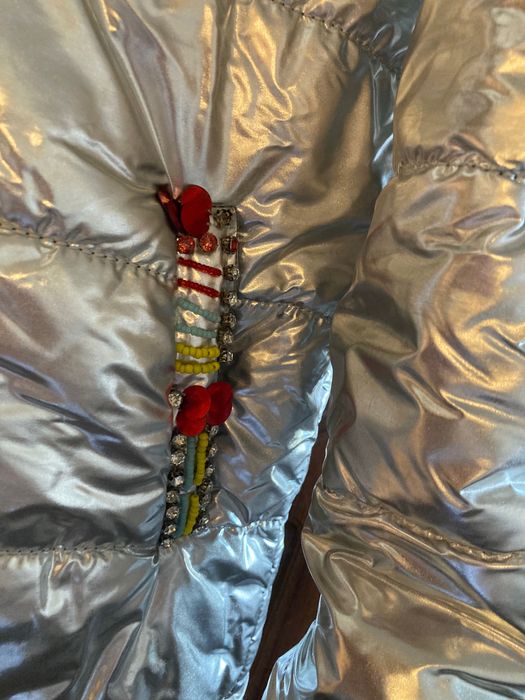 Разпродажба- Топло зимно яке – сребристо, с лачен ефект