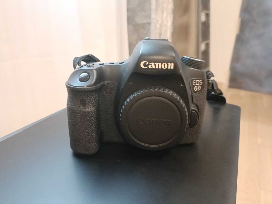 Aparat Canon 6D fara obiectiv