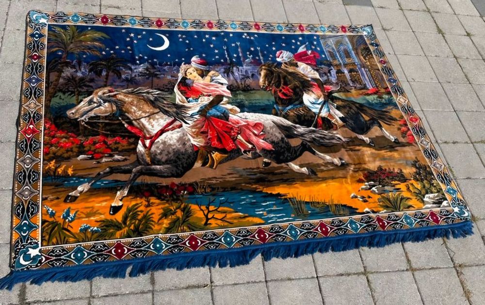 Carpete vechi originale cu Rapirea din Serai