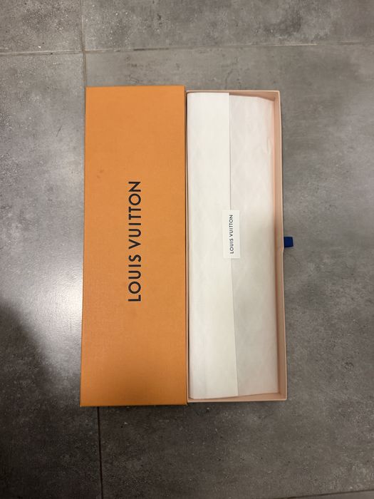 Louis Vuitton вратовръзка НОВА
