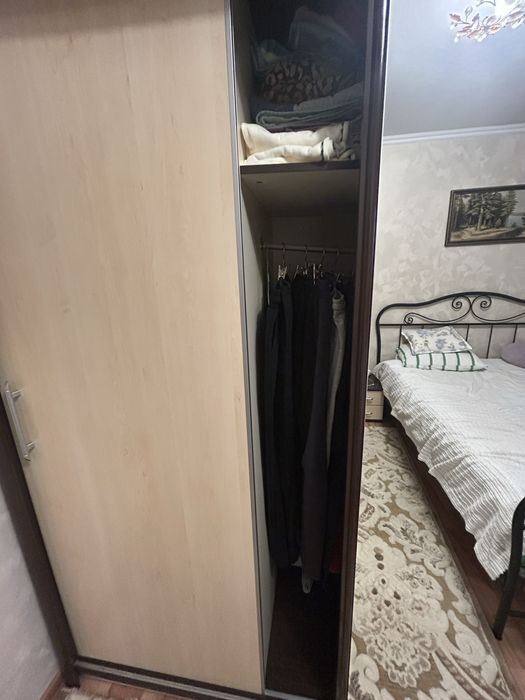 Продам плательный шкаф