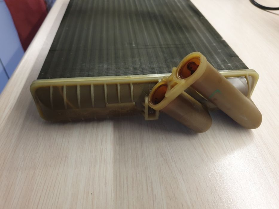 Радиатор отопителя актрос MP1