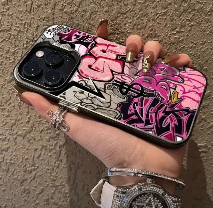 Розовый чехол Cool Art — матовый, стильный, не скользит