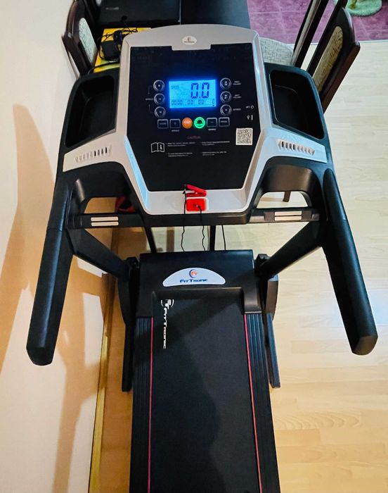 Banda de alergare FitTronic D100 - 1.75 CP, Bluetooth, USB/MP3