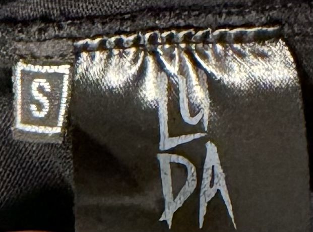 Luda Skull Запазена Тениска