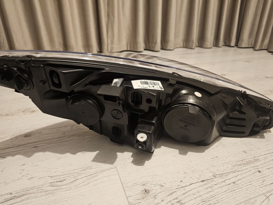 Vand Far Stanga Peugeot 308 OEM