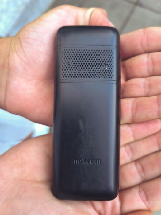 Telefon maxcom MM718