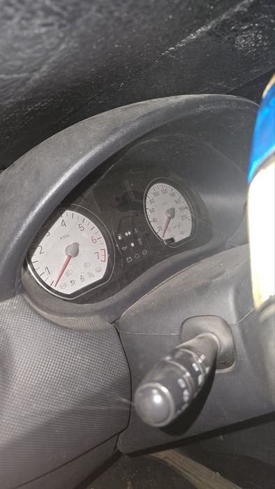 Заглавие: Продавам Dacia Logan MCV (2009 г.) — Бензин / Газ (Фабрична газова уредба)