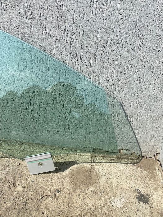 Geam duplex dublu laminat dreapta fata Volvo V60 S60 2011-2013 30799040 31385415