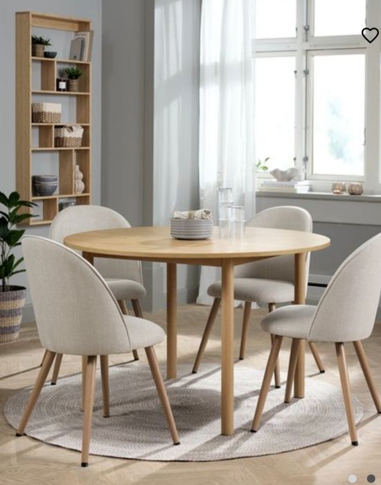 Masa JYSK Stejar natur 
Masă ALSTED Ø12