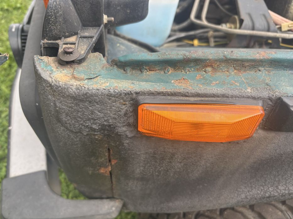 2 x LADA NIVA 2004 – una funcțională + una pentru piese – 2.500 € AMBELE