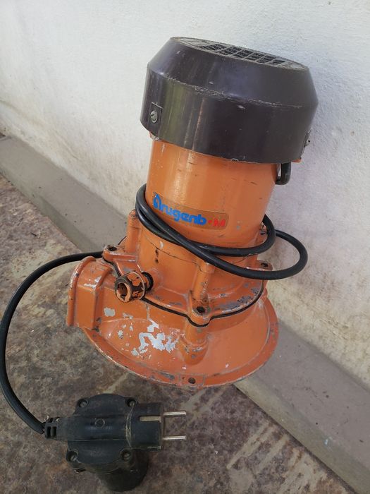 Агидель.сув.насоси.сотилади.