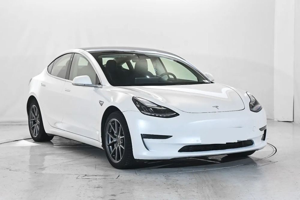 Tesla Model 3 Tesla Model 3 Long Range Dual Motor AWD