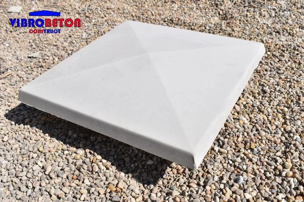 Capace de gard din beton cu picurator