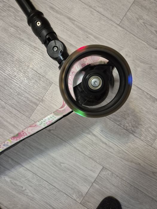 Самокат детский розовый