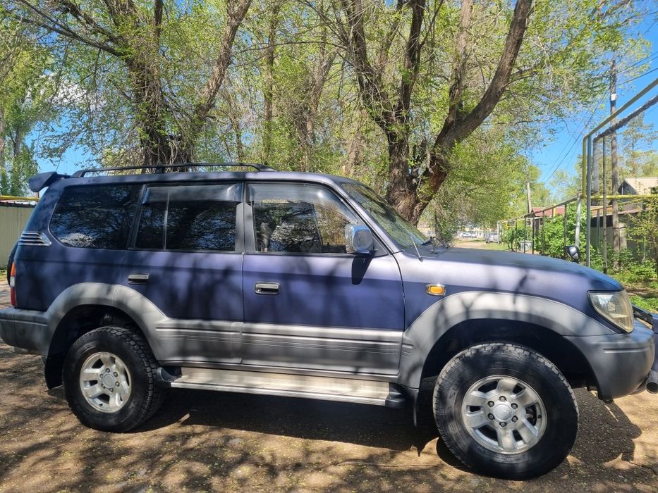 Продам машину Toyota