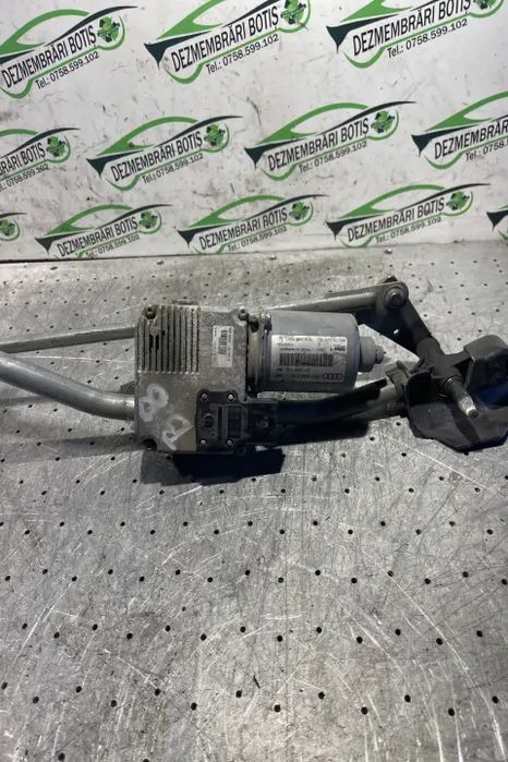 Motoras stergatoare volan pe stanga Audi A4 2008