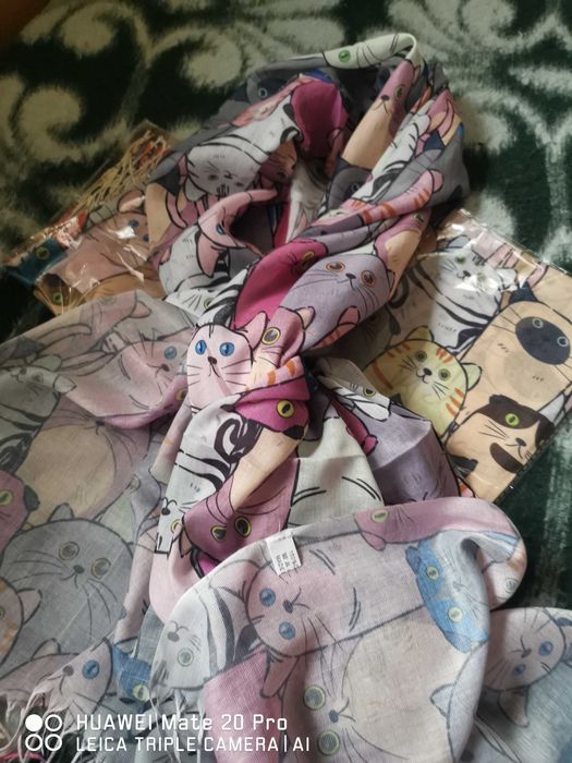 Памучни шалове с котки 100 %