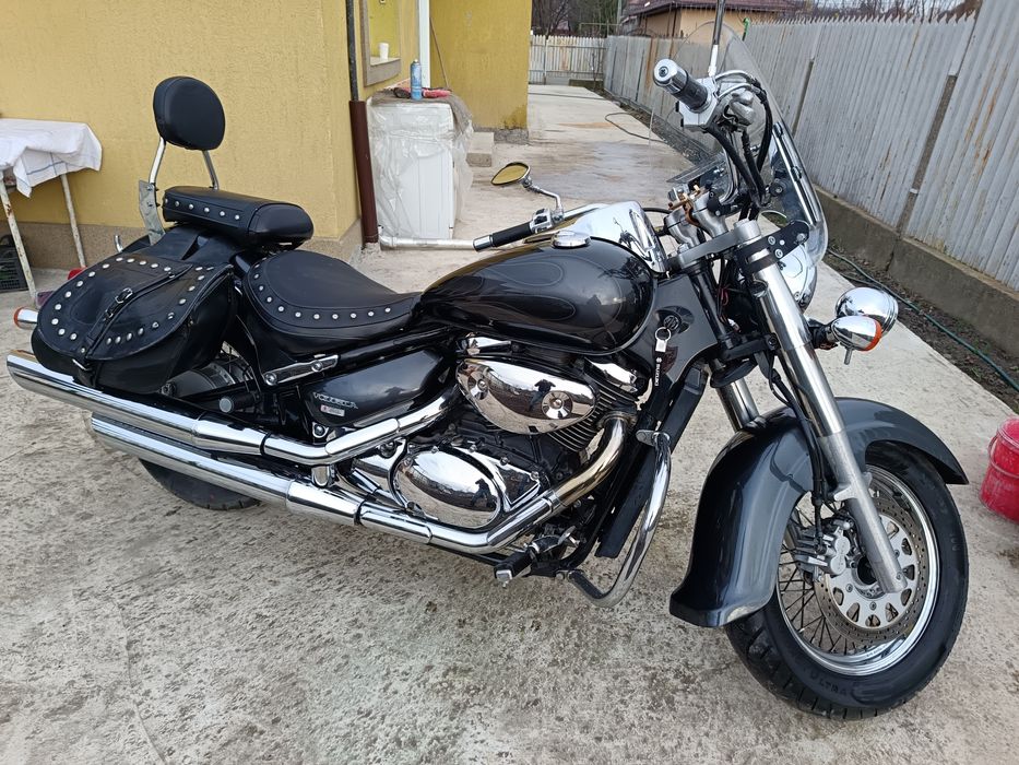 Suzuki Volusia Intruder