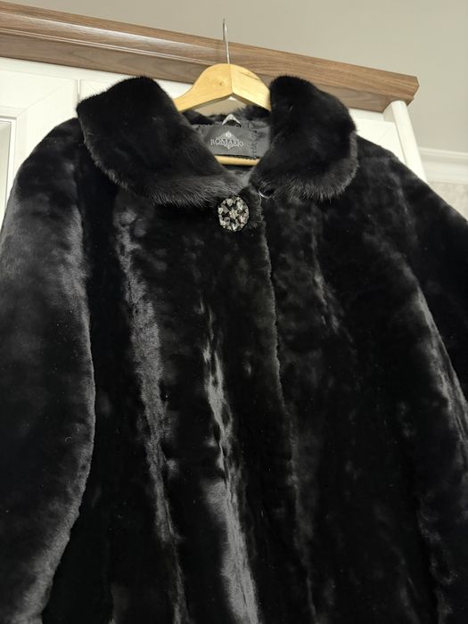 Продам мутоновую шубу