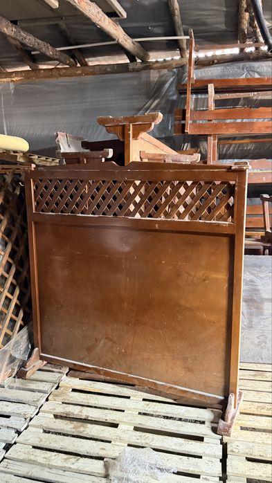 Мебель в Кафе диваны лавки перегородки