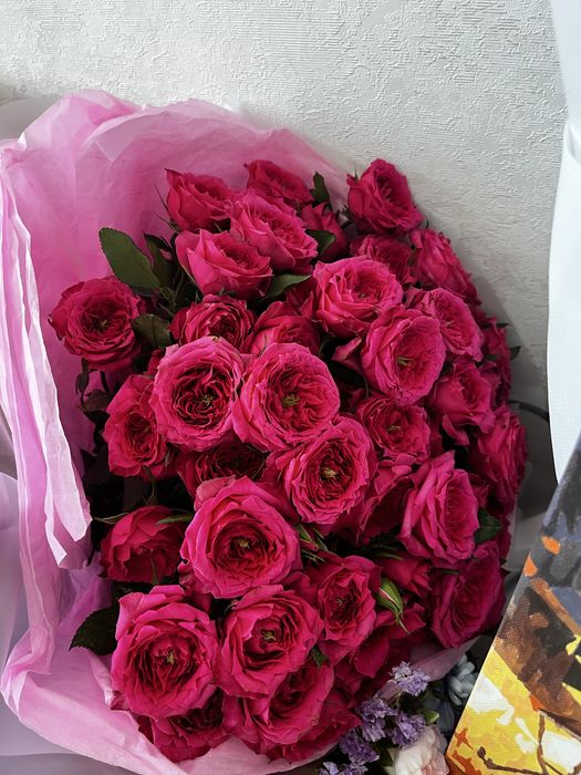 Гүлдер сатылады . Бүгін келген 5 мың