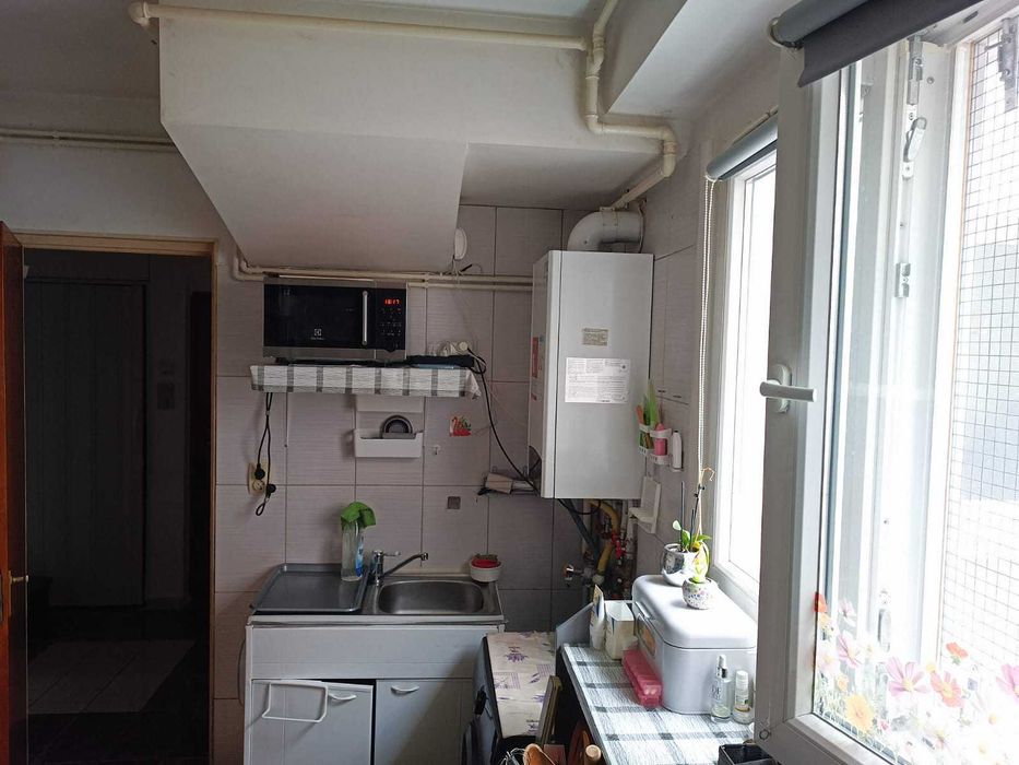Vânzare apartament decomandat cu 2 camere direct proprietar,   București ,  Drumul Taberei Plaza Romania